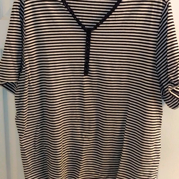 Liz & Me Tops - Liz and Me Striped Top 30/32 or 4X